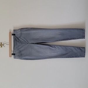 Chico's Grey Pull-on Jegging Size 6R